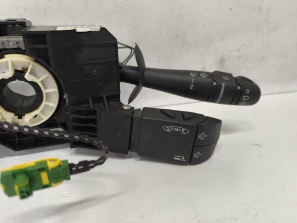 COMMODO RENAULT TWINGO 2007-2014 - Vue 3